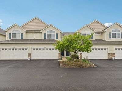 Property at 725 S Jade Ln, Round Lake, IL