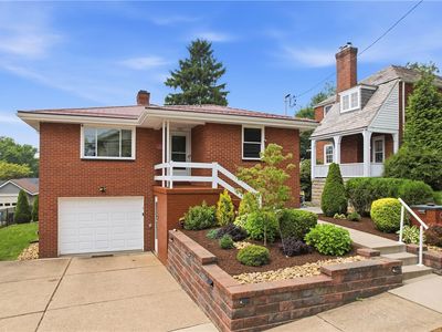 111 Marlin Dr E