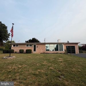 510 E Winding Hill Rd