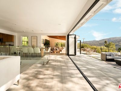 2600 Topanga Skyline Dr