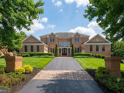 11615 Fox Chase Ct