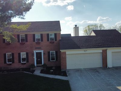921 Briarwood Ct