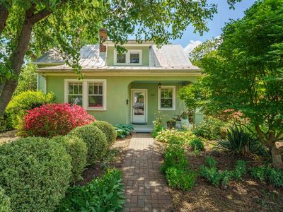 712-714 Altavista Ave