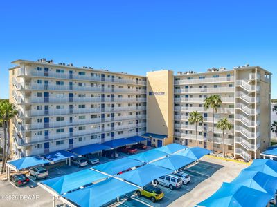 145 Halifax Ave APT 702