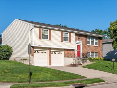 895 Olde Farm Ct