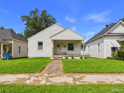 329 W Parker Ave