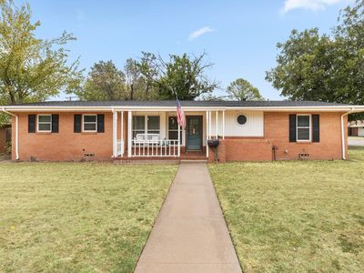 1706 Mary Ln