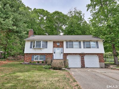 58 Oak Hollow Drive