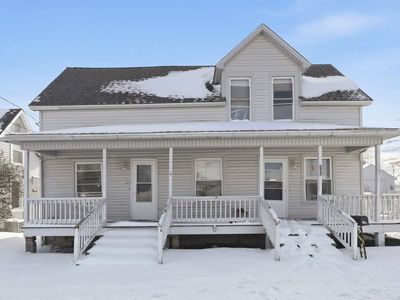 202/204 E Whitley St #2