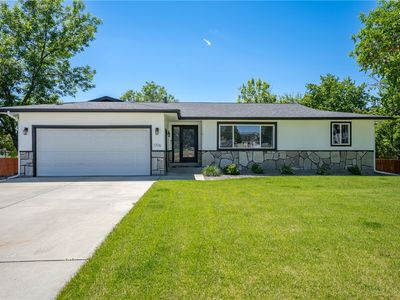 1706 Lake Hills Dr