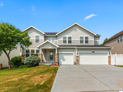 8916 N 156th Ave