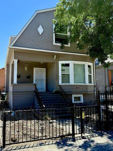 440 E Vine St