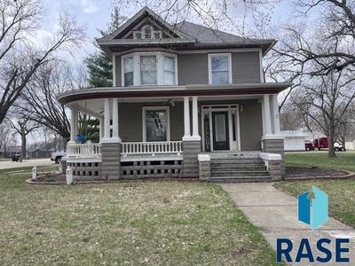 102 W Church St