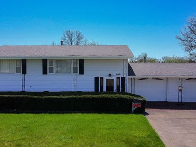 166 E Rochester Rd