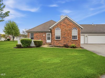 58 Foxgate Cir E