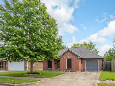 817 Cedar St