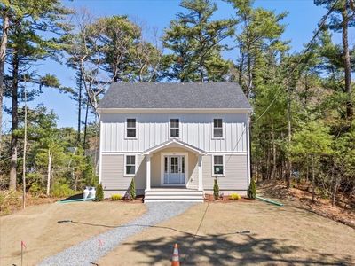 25 Lynn St