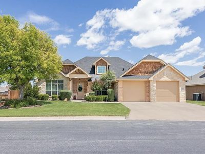 6102 Hallye Ct