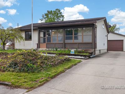 156 58th St SE