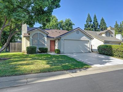 8461 Day Lillies Ln