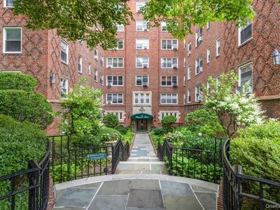 250 Bronxville Road #4H
