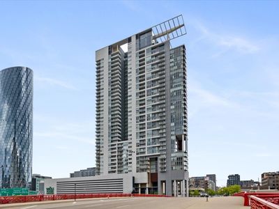 737 W Washington Blvd APT 3210