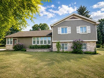 1031 N Newaygo Rd