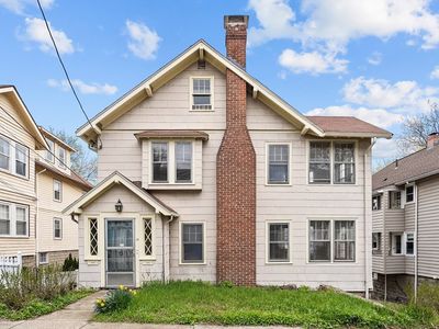 15 Howard St