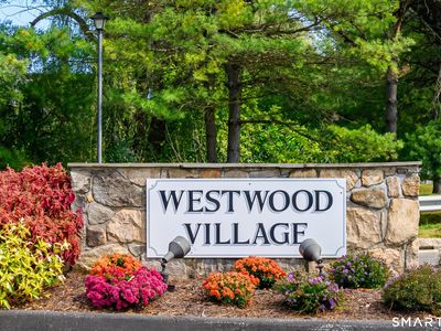 55 Mill Plain Road #9-2