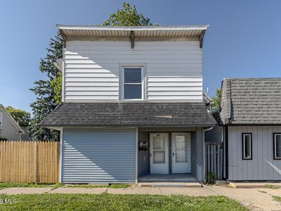 654 W Sylvania Ave
