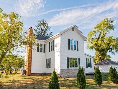 6039 Harrisburg Pike