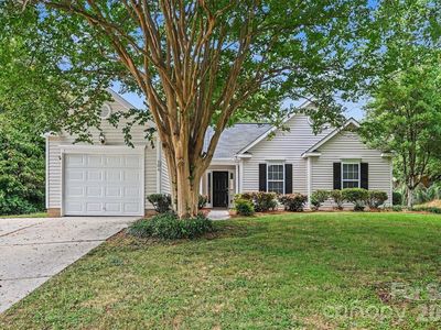 104 S Willow Ct
