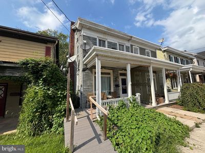 40 N Church St