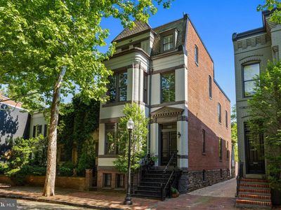 3420 P St NW