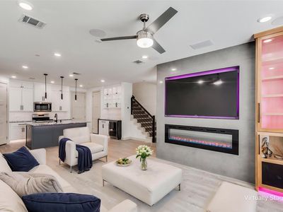 1652 Jessica Dr
