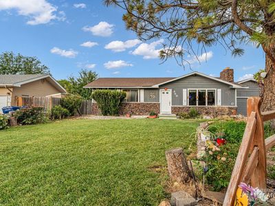 850 Rosewood Dr