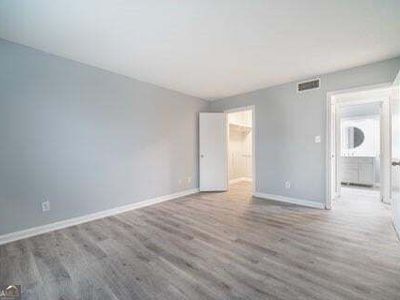 153 Rue Fontaine