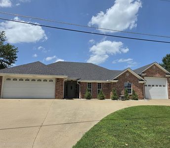 2903 Mona Dr
