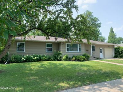 Property at 1481 Western Ave, Grafton, ND
