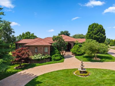 3936 E Glen Abbey Drive