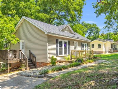 206 West Ave