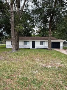 2290 NE 44th St