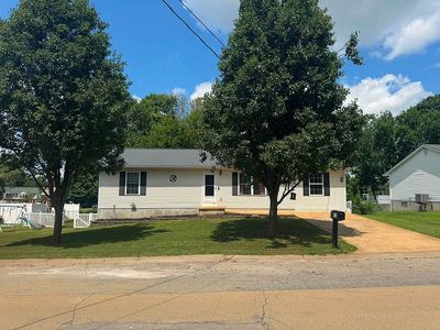 Property at 110 Edwards Ln, Park Hills, MO
