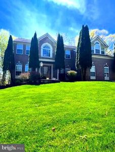 5113 Robins Perch Ln