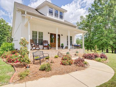 286 Graham Rd