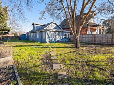 2361 Kings Hwy