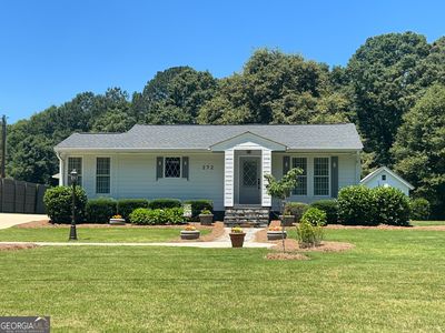 272 Lakeview Dr