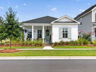 100 Crimson St