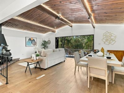 325 Woodland Dr