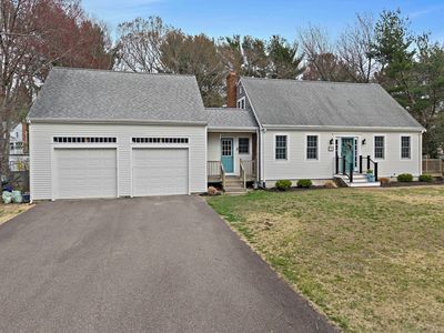 51 Meetinghouse Ln